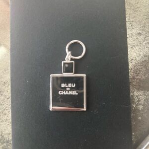 Bleu de chanel charm